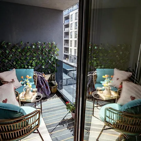 Almi Apartman 4*